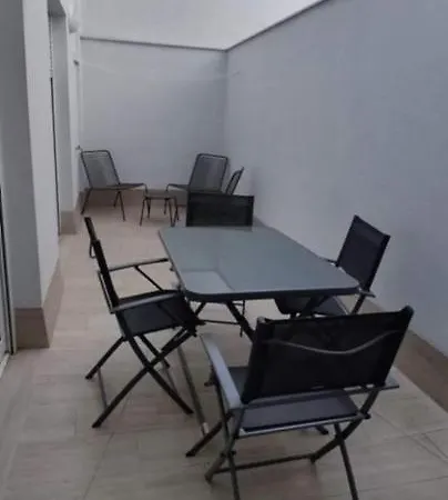 Guesting Hospital Διαμέρισμα *